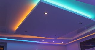 Натяжной потолок с подсветкой Славгород, цена от 2105 руб.